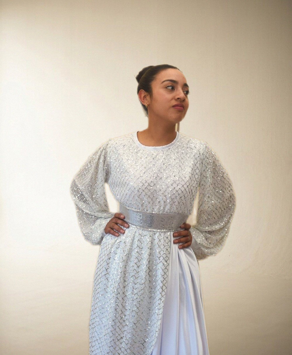 El vestido Plata terminado, en estudio